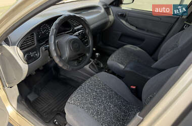 Седан Daewoo Lanos 2011 в 
