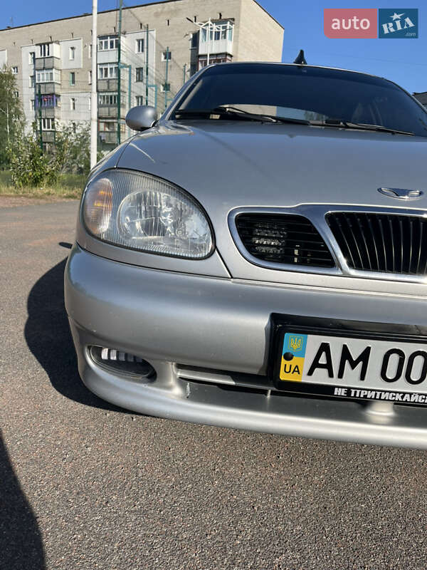 Седан Daewoo Lanos 2005 в Коростене