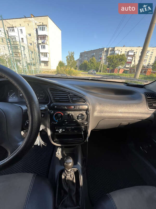 Седан Daewoo Lanos 2005 в Коростене