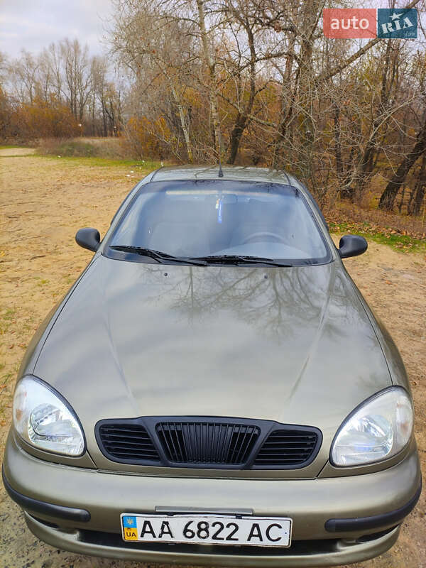 Седан Daewoo Lanos 2004 в Киеве
