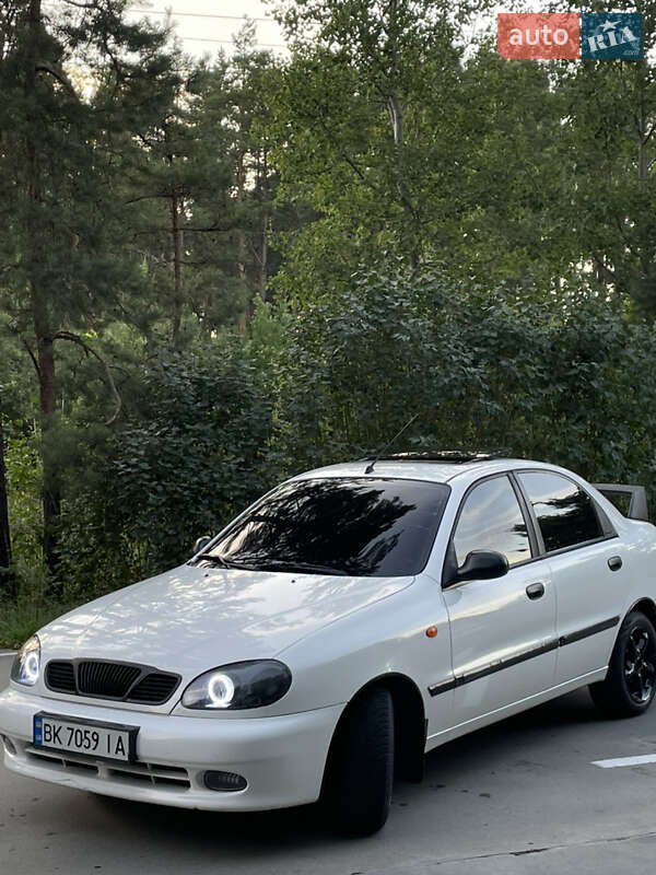 Седан Daewoo Lanos 2007 в Славуті