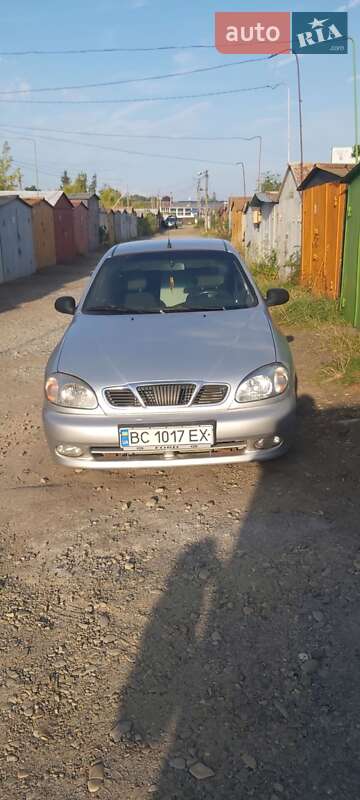 Седан Daewoo Lanos 2004 в Дрогобыче