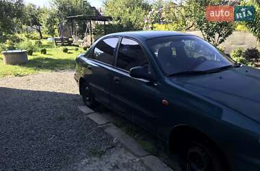 Седан Daewoo Lanos 2002 в Києві