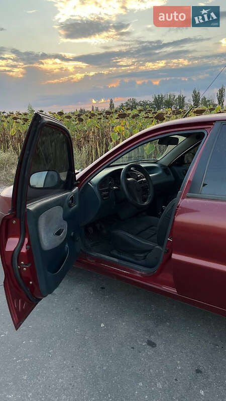 Седан Daewoo Lanos 2005 в Кривом Роге