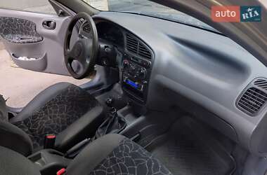 Седан Daewoo Lanos 2004 в 