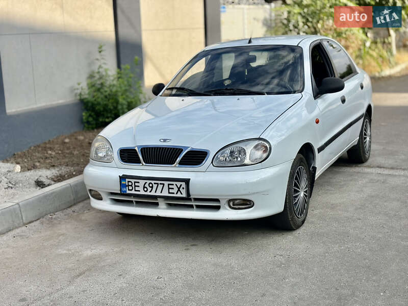 Седан Daewoo Lanos 2009 в 
