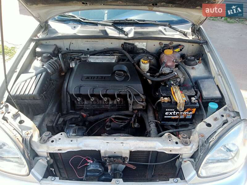 Седан Daewoo Lanos 2003 в Киеве фото 10 Седан Daewoo Lanos 2003 в Киеве