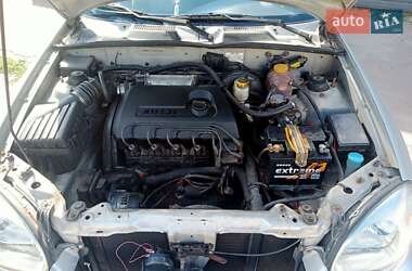 Седан Daewoo Lanos 2003 в 