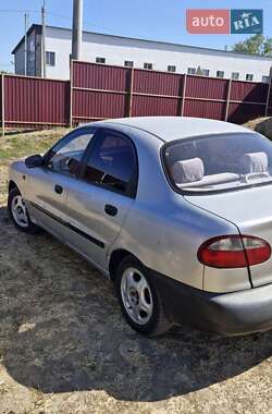 Седан Daewoo Lanos 2004 в Одессе