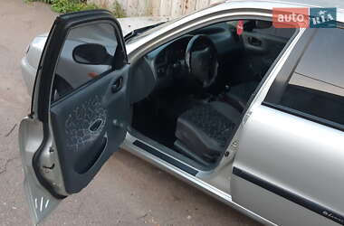 Седан Daewoo Lanos 2003 в Черкассах