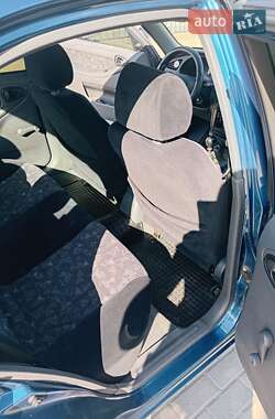 Седан Daewoo Lanos 2002 в 