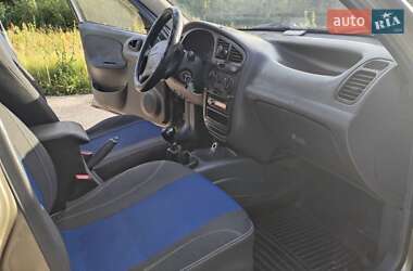 Седан Daewoo Lanos 2004 в 
