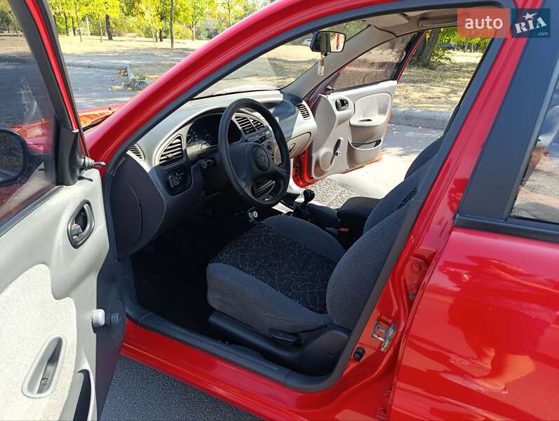 Седан Daewoo Lanos 2008 в Днепре