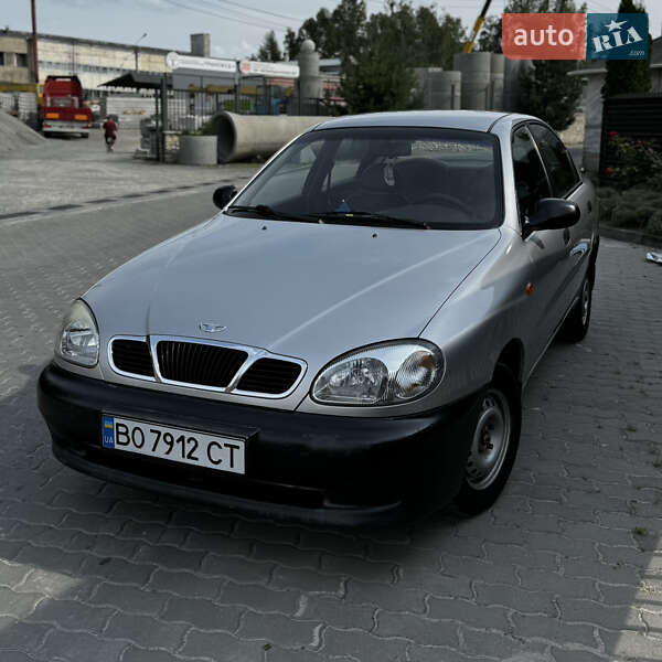Седан Daewoo Lanos 1998 в 