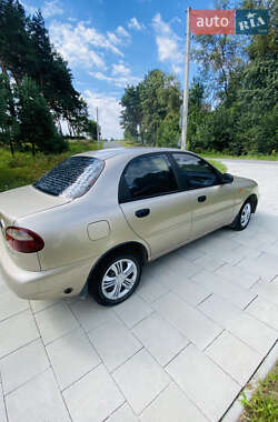 Седан Daewoo Lanos 2004 в 