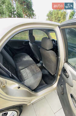 Седан Daewoo Lanos 2004 в 