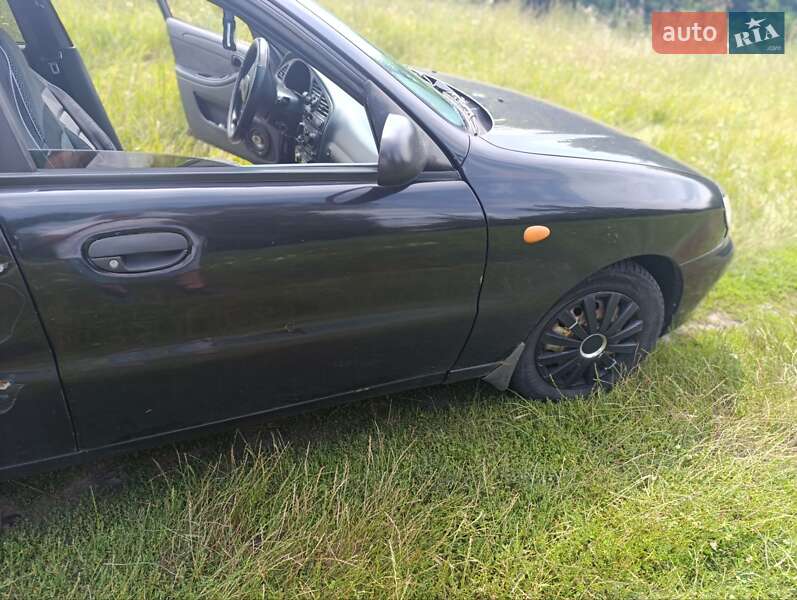 Седан Daewoo Lanos 2011 в Прилуках