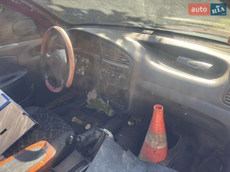 Седан Daewoo Lanos 2003 в Вышгороде