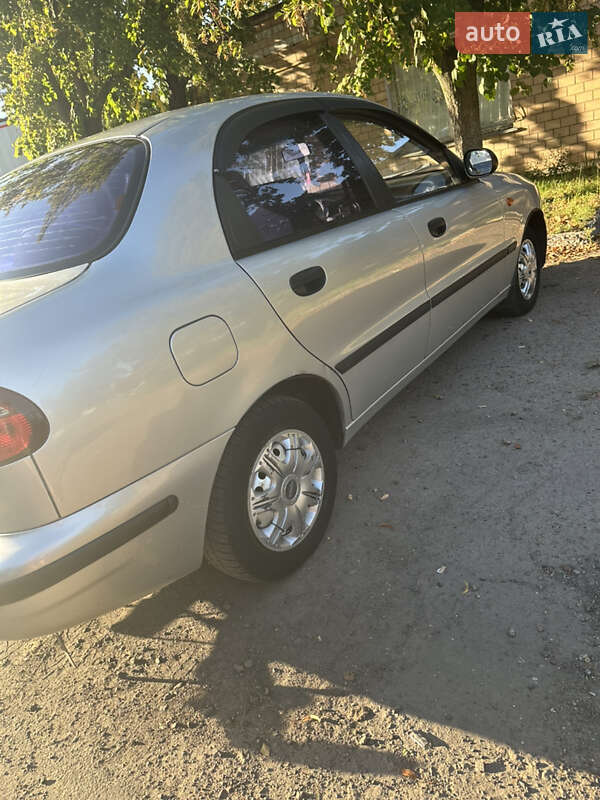 Седан Daewoo Lanos 2003 в Чернигове