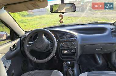 Седан Daewoo Lanos 1998 в 