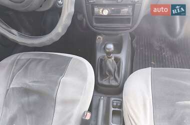 Седан Daewoo Lanos 1998 в 
