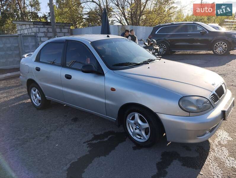 Седан Daewoo Lanos 2003 в Козине