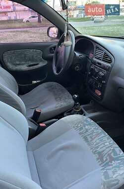 Седан Daewoo Lanos 2002 в 