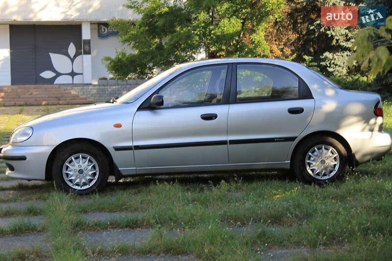 Седан Daewoo Lanos 2004 в Києві