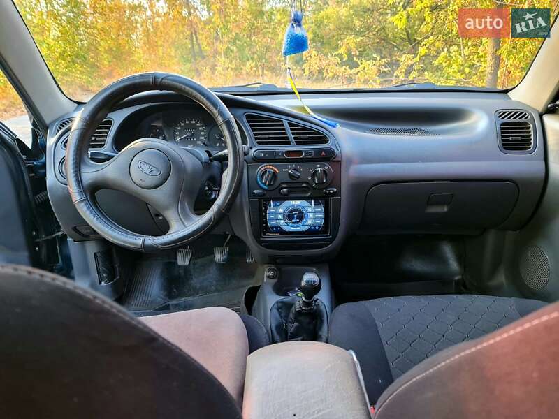 Седан Daewoo Lanos 2004 в Белгороде-Днестровском