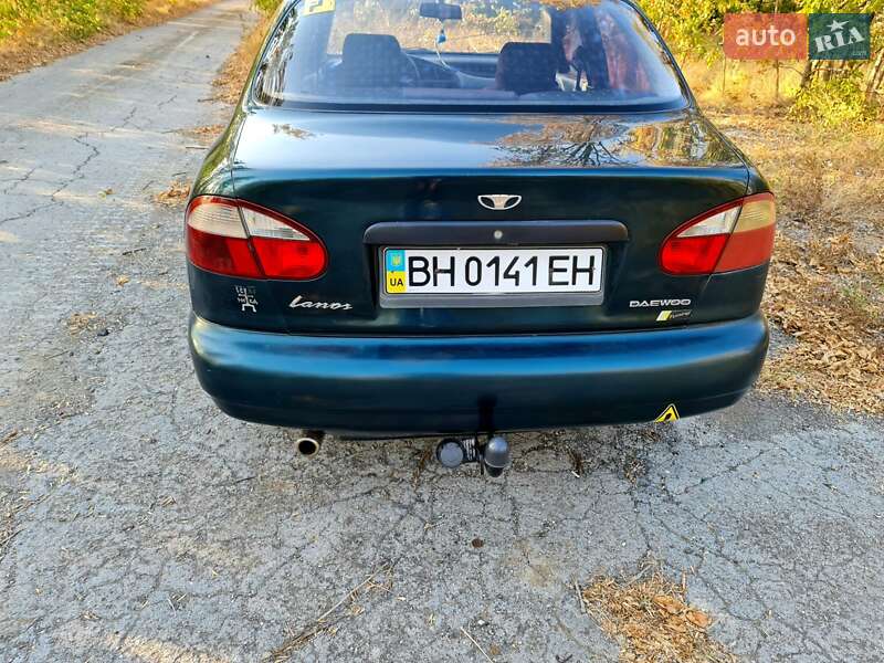 Седан Daewoo Lanos 2004 в Белгороде-Днестровском