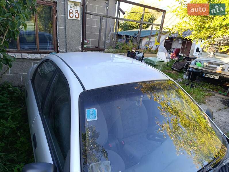 Седан Daewoo Lanos 2005 в Житомире