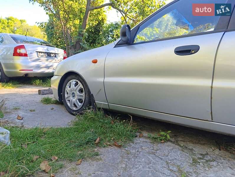 Седан Daewoo Lanos 2005 в Житомире
