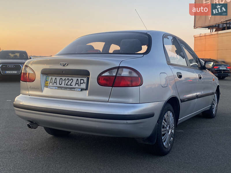 Седан Daewoo Lanos 2008 в Києві