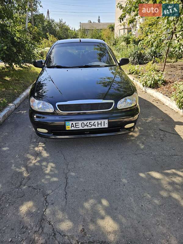 Daewoo Lanos 2011