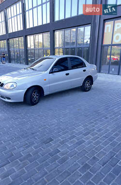 Седан Daewoo Lanos 2003 в 
