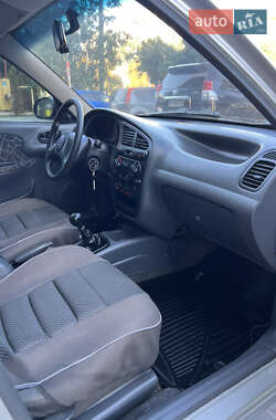 Седан Daewoo Lanos 2003 в 