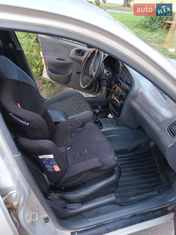 Daewoo Lanos 2006