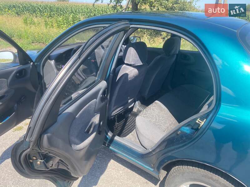 Седан Daewoo Lanos 2006 в Березане