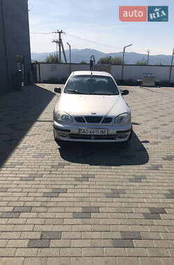 Седан Daewoo Lanos 2007 в Хусті