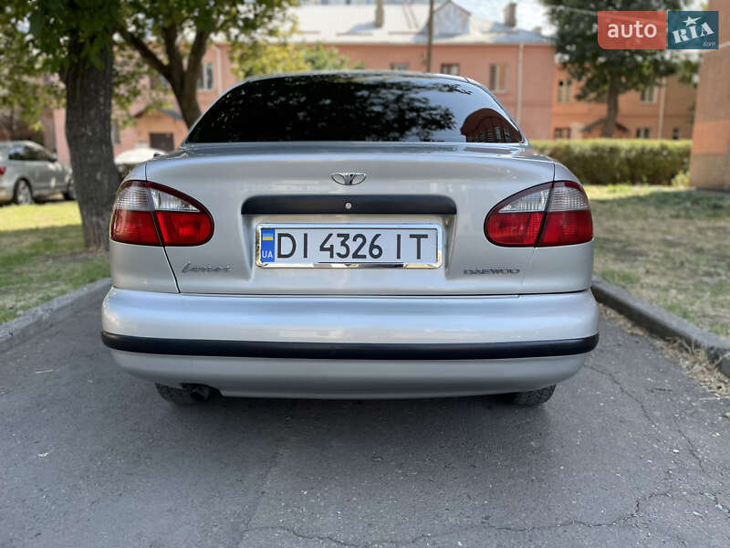 Седан Daewoo Lanos 2002 в Николаеве