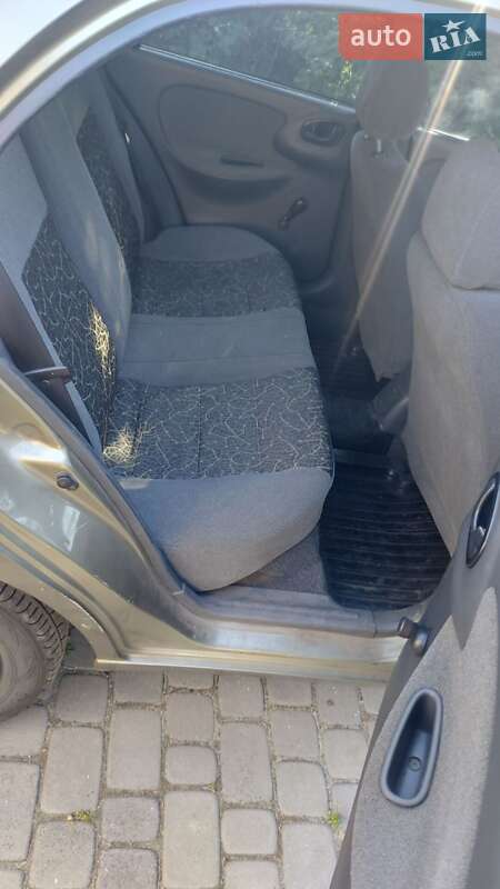 Седан Daewoo Lanos 2004 в Павлограде фото 12 Седан Daewoo Lanos 2004 в Павлограде