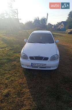 Седан Daewoo Lanos 1999 в 