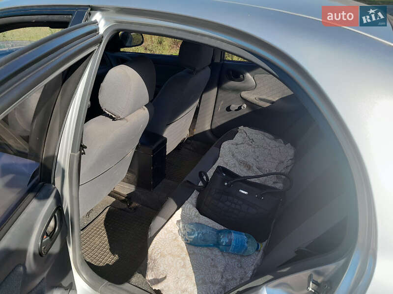 Седан Daewoo Lanos 2008 в Ромнах