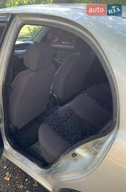 Седан Daewoo Lanos 2004 в 