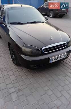 Седан Daewoo Lanos 2010 в Кривому Розі