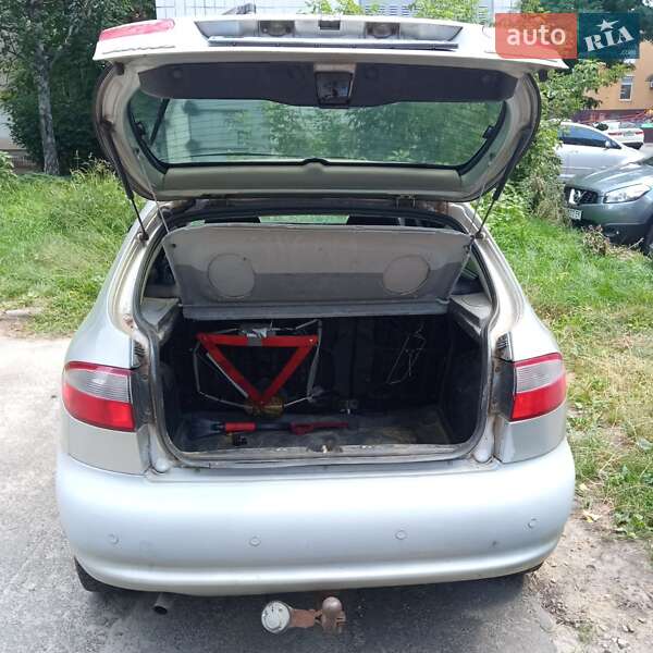 Хэтчбек Daewoo Lanos 2003 в Киеве