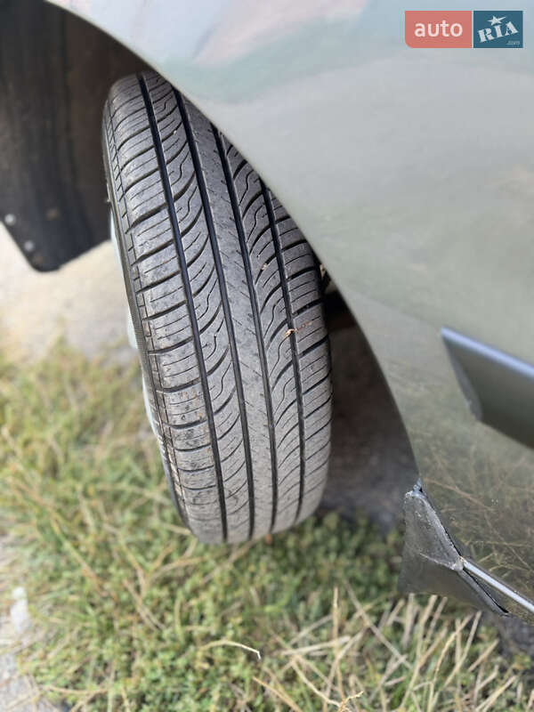 Седан Daewoo Lanos 2009 в Лубнах