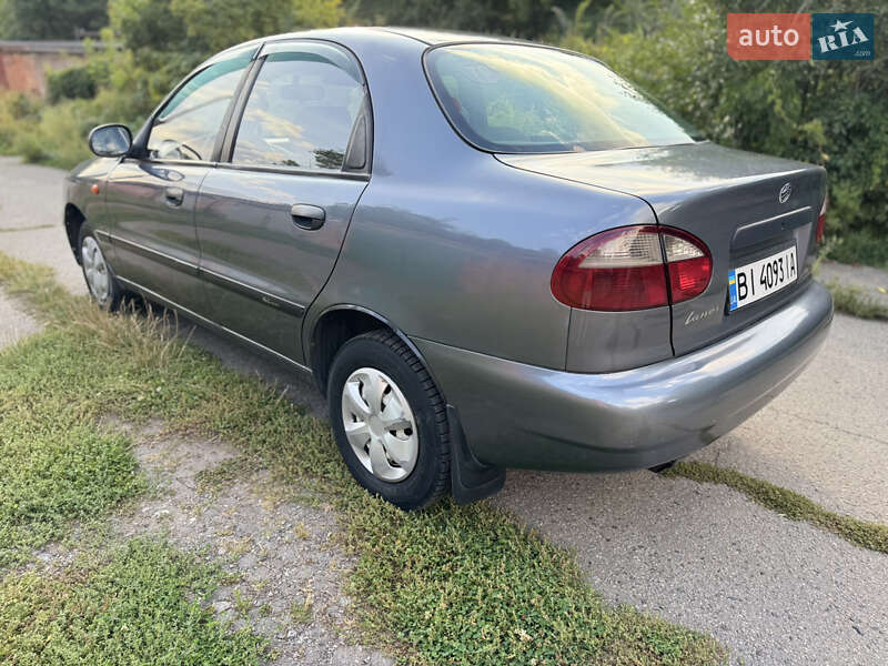 Седан Daewoo Lanos 2009 в Лубнах