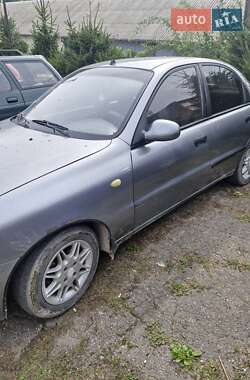 Седан Daewoo Lanos 2008 в Кременце