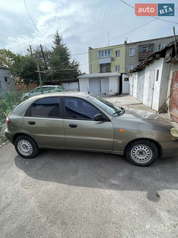 Хэтчбек Daewoo Lanos 2003 в Львове